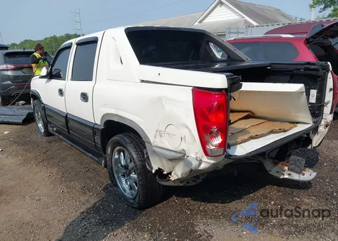2003 Chevrolet Avalanche 1500 C1500 z USA, uszkodzony, nr VIN 3GNEC13T93G320904
